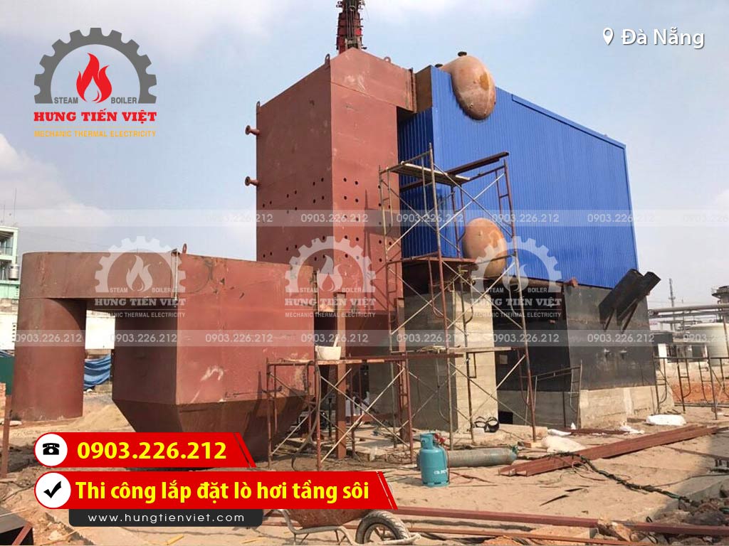Công ty Hưng Tiến Việt - Kỹ sư và thợ thi công đang triển khai dự án thi công & lắp đặt lò hơi tầng sôi tại huyện Hoàng Sa, Đà Nẵng. ☎ 0903.226.212 #noihoitangsoi #lohoitangsoi #noihoi #lohoi